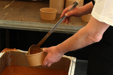 Brezplačna pogostitev z županovim golažem  ob občinskem prazniku 03 Foto Ljubo Vukelič